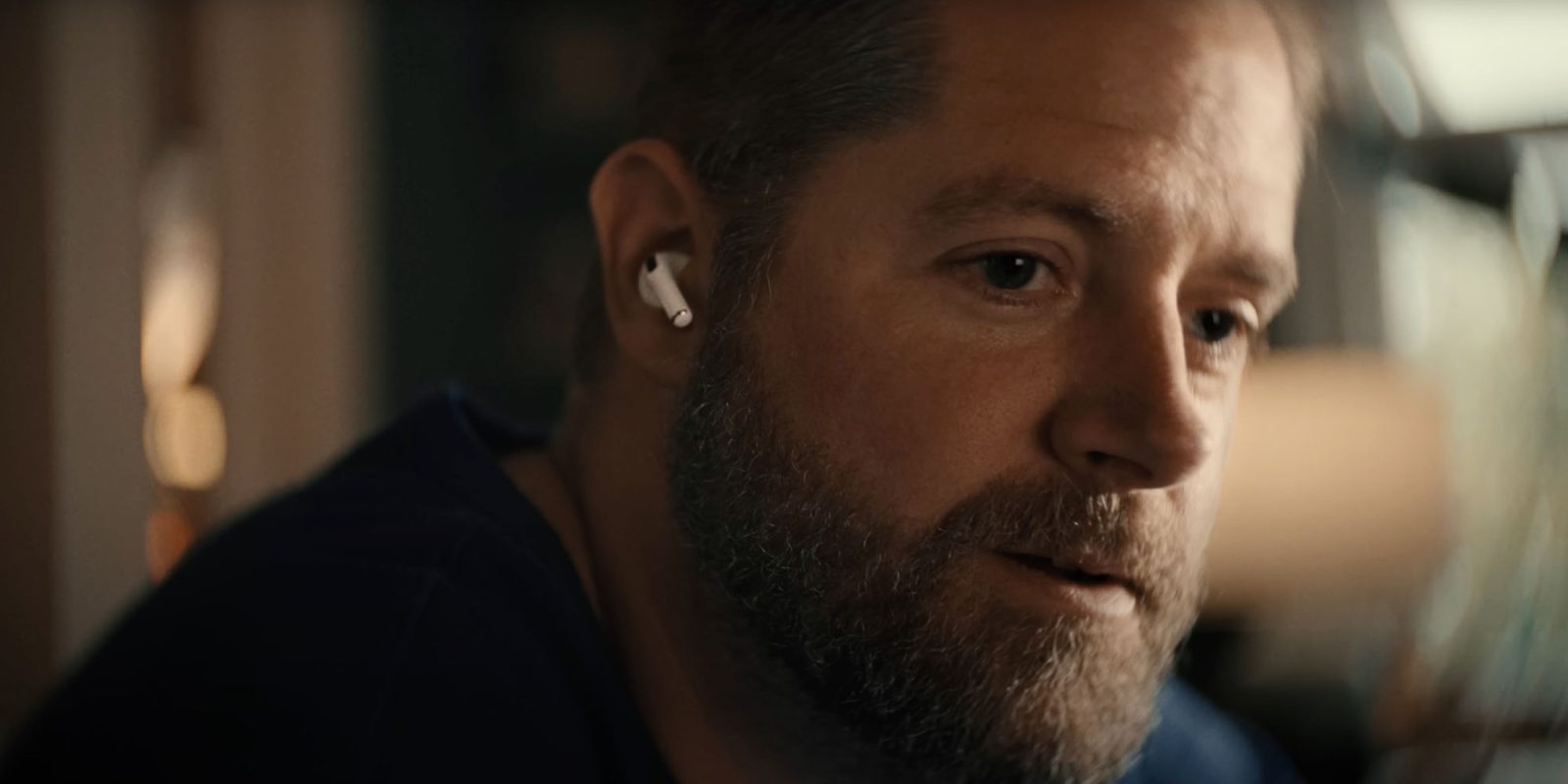 Apple afslører AirPods Pro’s høreapparatfunktioner i eksklusivt interview