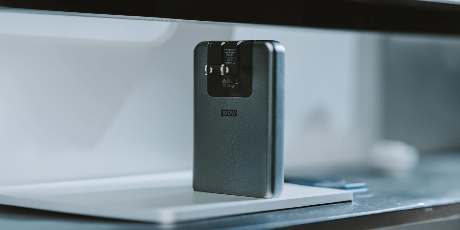 Nomad opgraderer populær oplader med slank 100W adapter